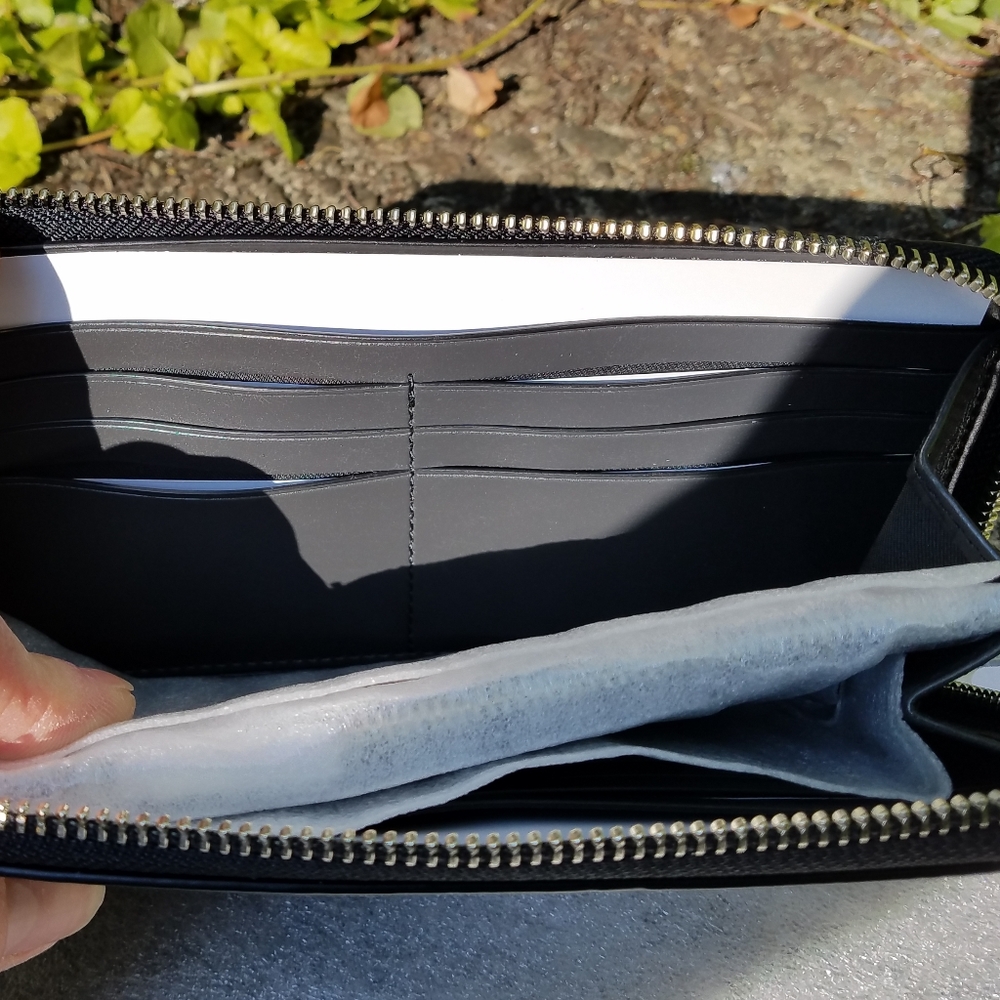 Coach Star Studded Black Pebble Leather Wallet NWT - Picture 10 of 15